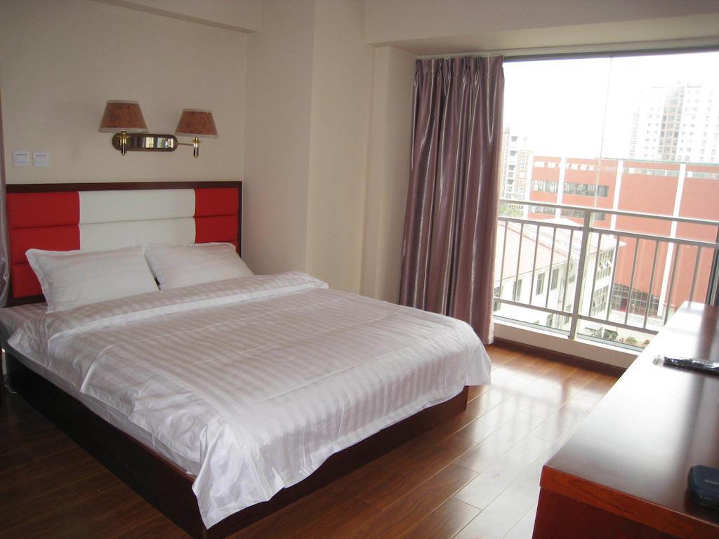 Chun Tian Hui Gu Holiday Hotel Kunming Værelse billede